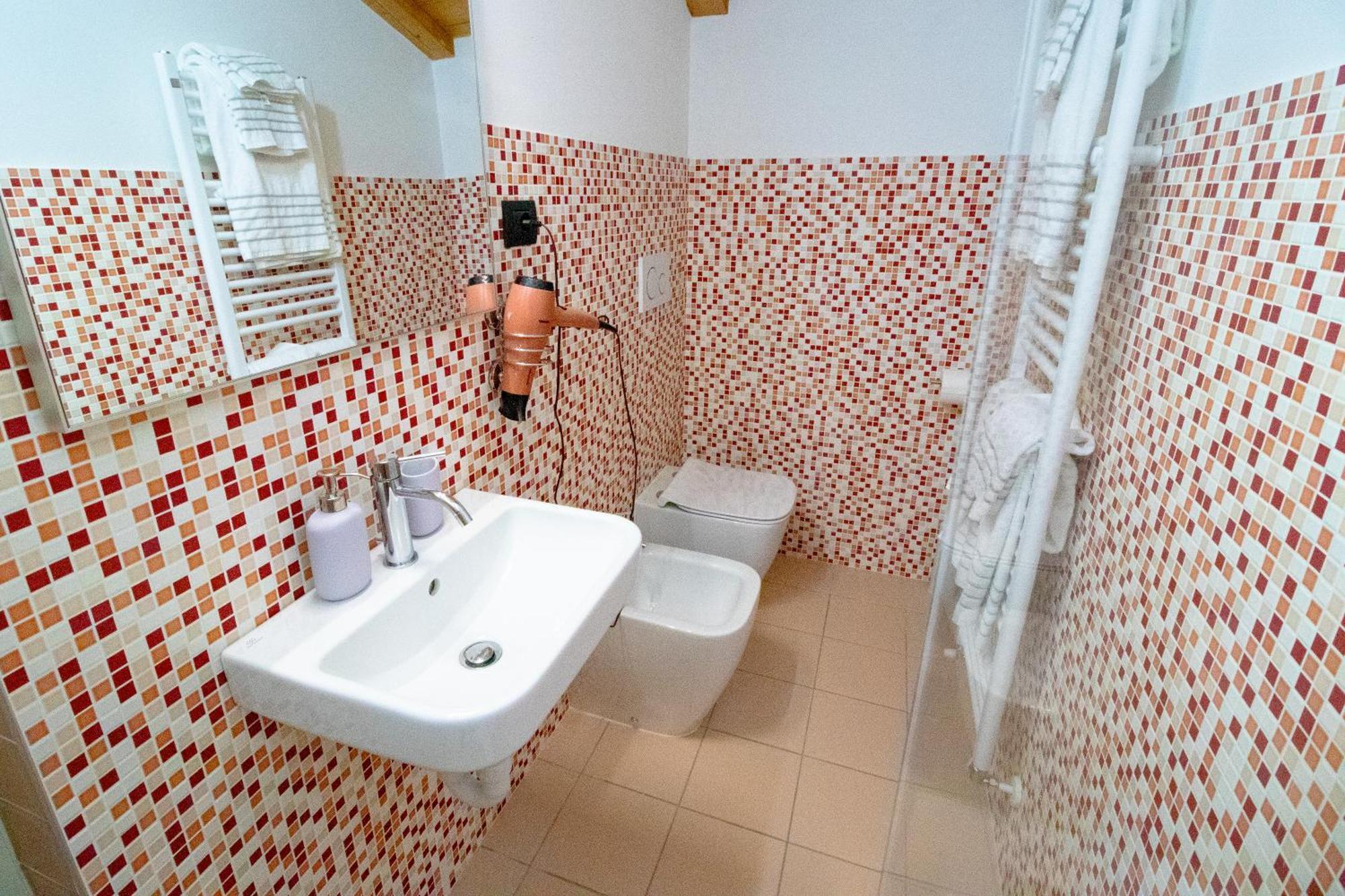 Agriturismo Cascina Reggio Castelnuovo  外观 照片